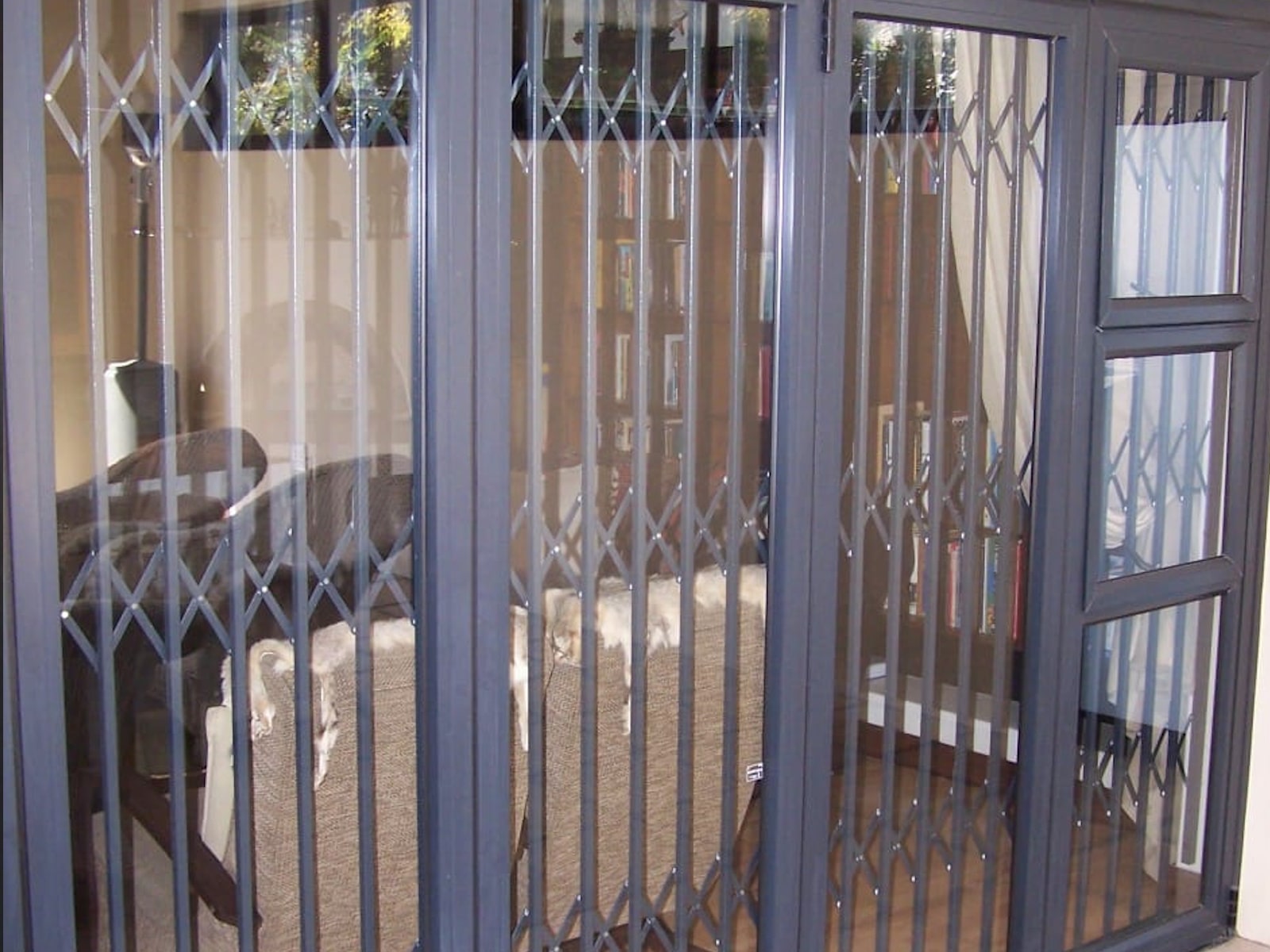 gate